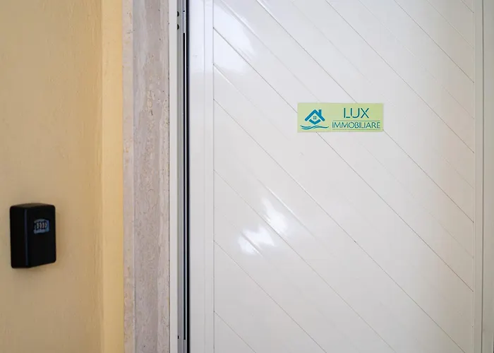 Mini Con Terrazza Fronte Mare Apartamento